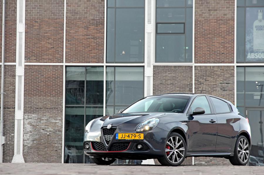  Alfa Romeo Giulietta Veloce Pack 2016 года  (фото 20 из 27)